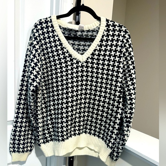 Vintage houndstooth sweater - Picture 1 of 4